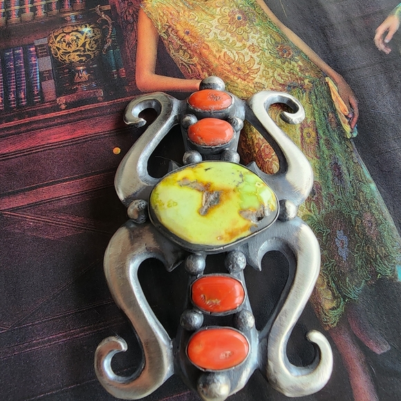 Chimney Butte Sterling Silver and Palomino & Coral Stone Belt Buckle - Picture 8 of 14